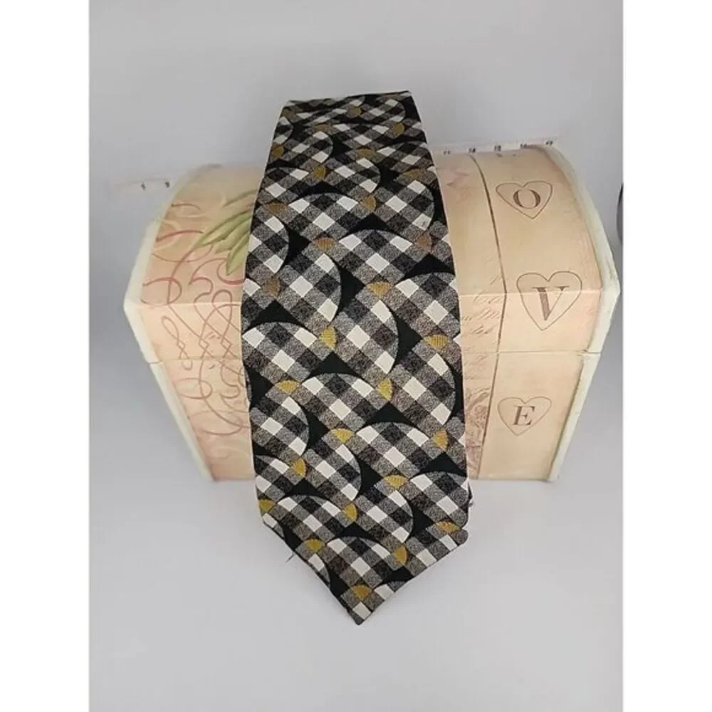 JC PENNY VINTAGE 1970s NECK TIE Retro Wide‎ Tie Geometric
